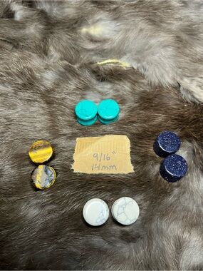 9/16” (14mm) Stone Ear Plugs